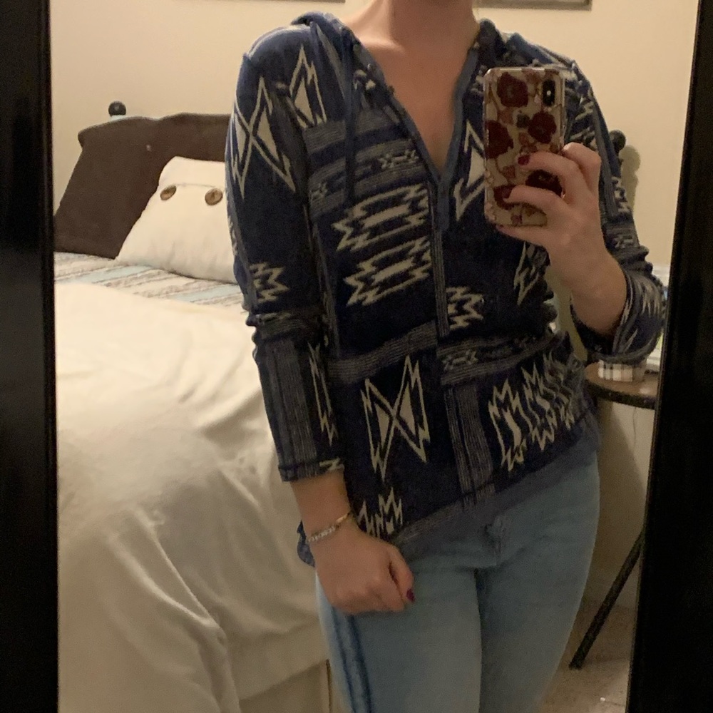 Patterned hoodie